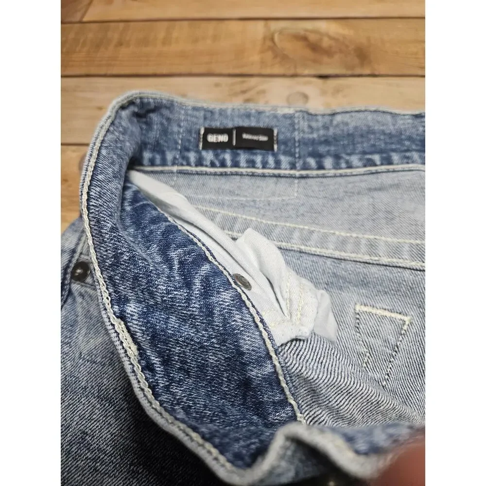 True Religion Geno Relaxed Slim Size 31X28.5
